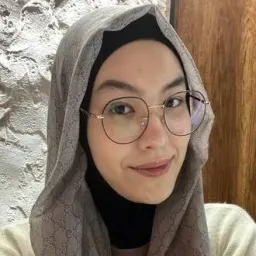 Dinara R.