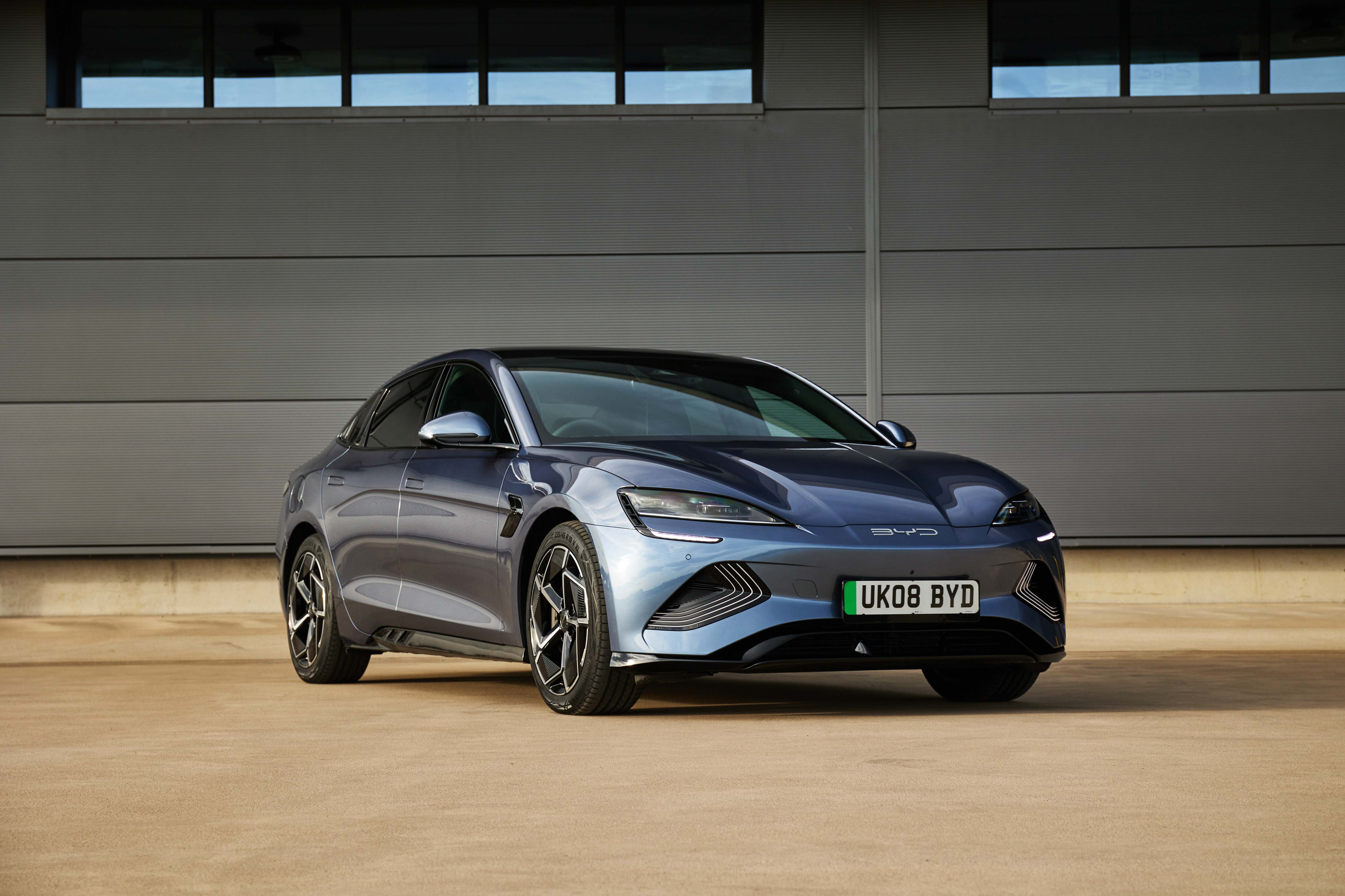 blauer BYD Seal Excellence AWD