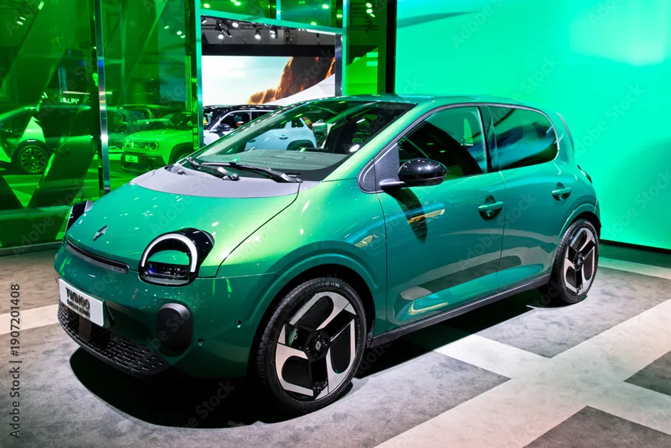 Renault Twingo E-Tech im Showroom