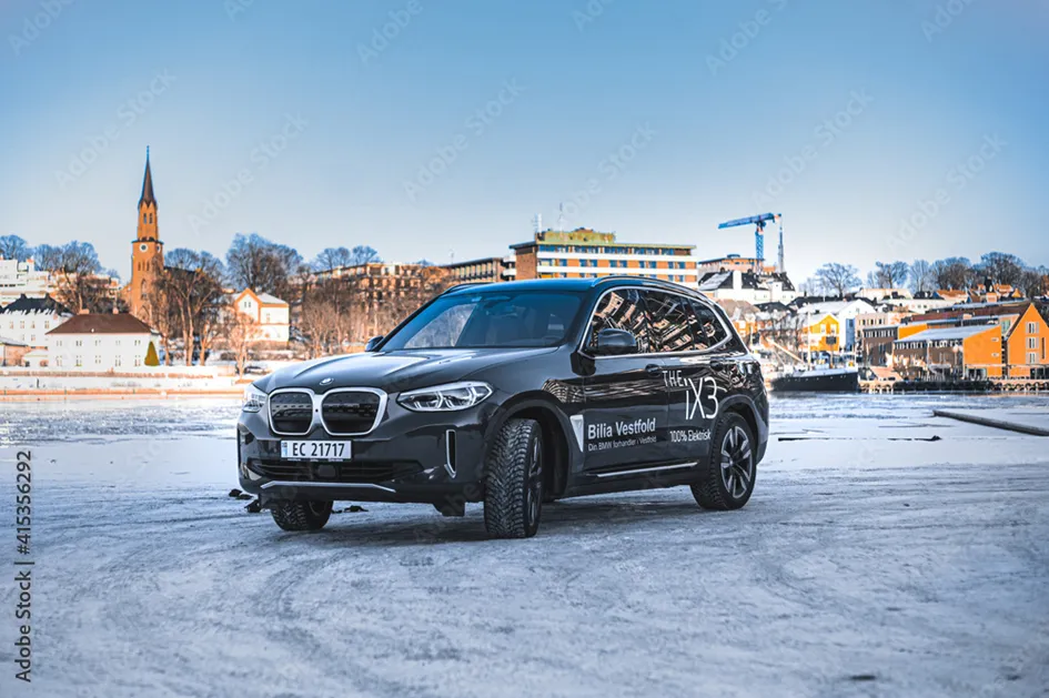 BMW iX3 Modellfoto in Norwegen