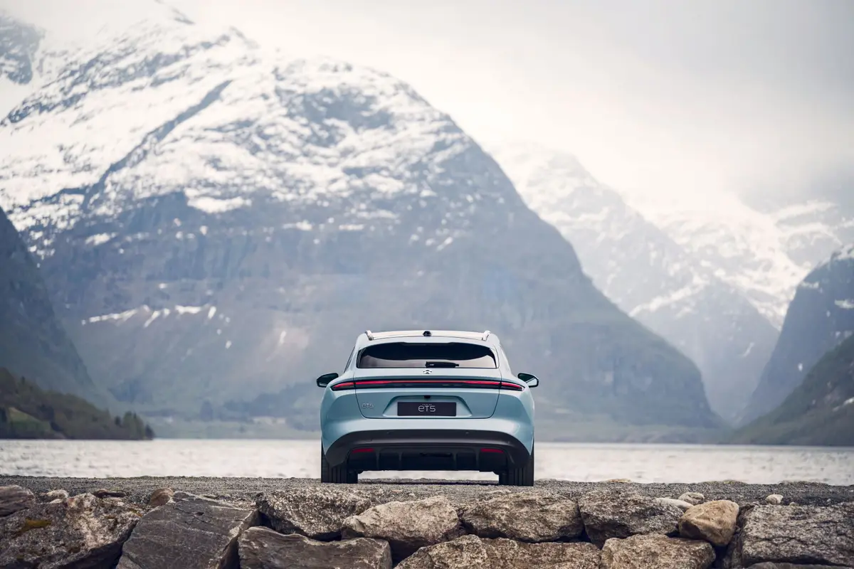 Nio ET5