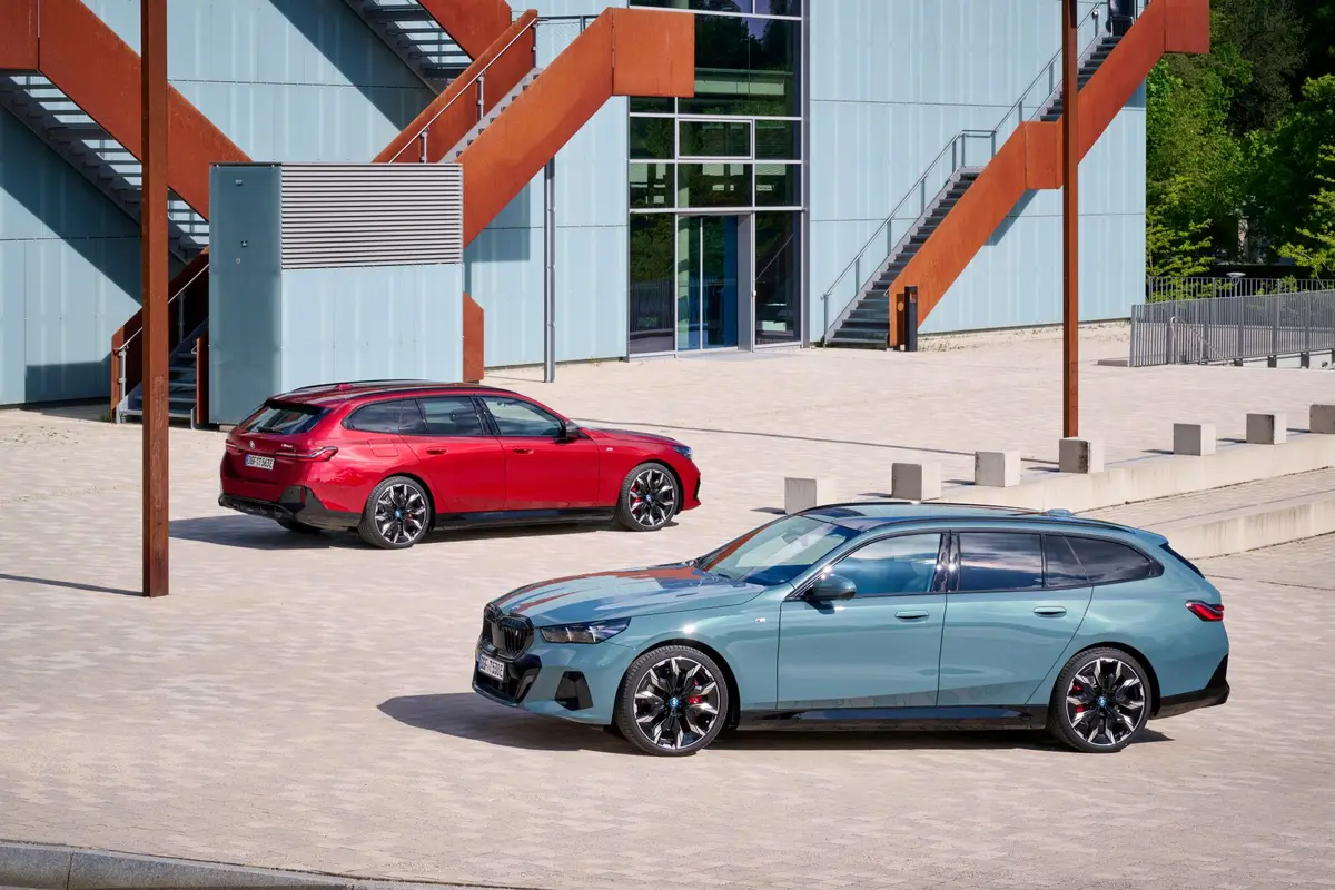 BMW i5 Touring
