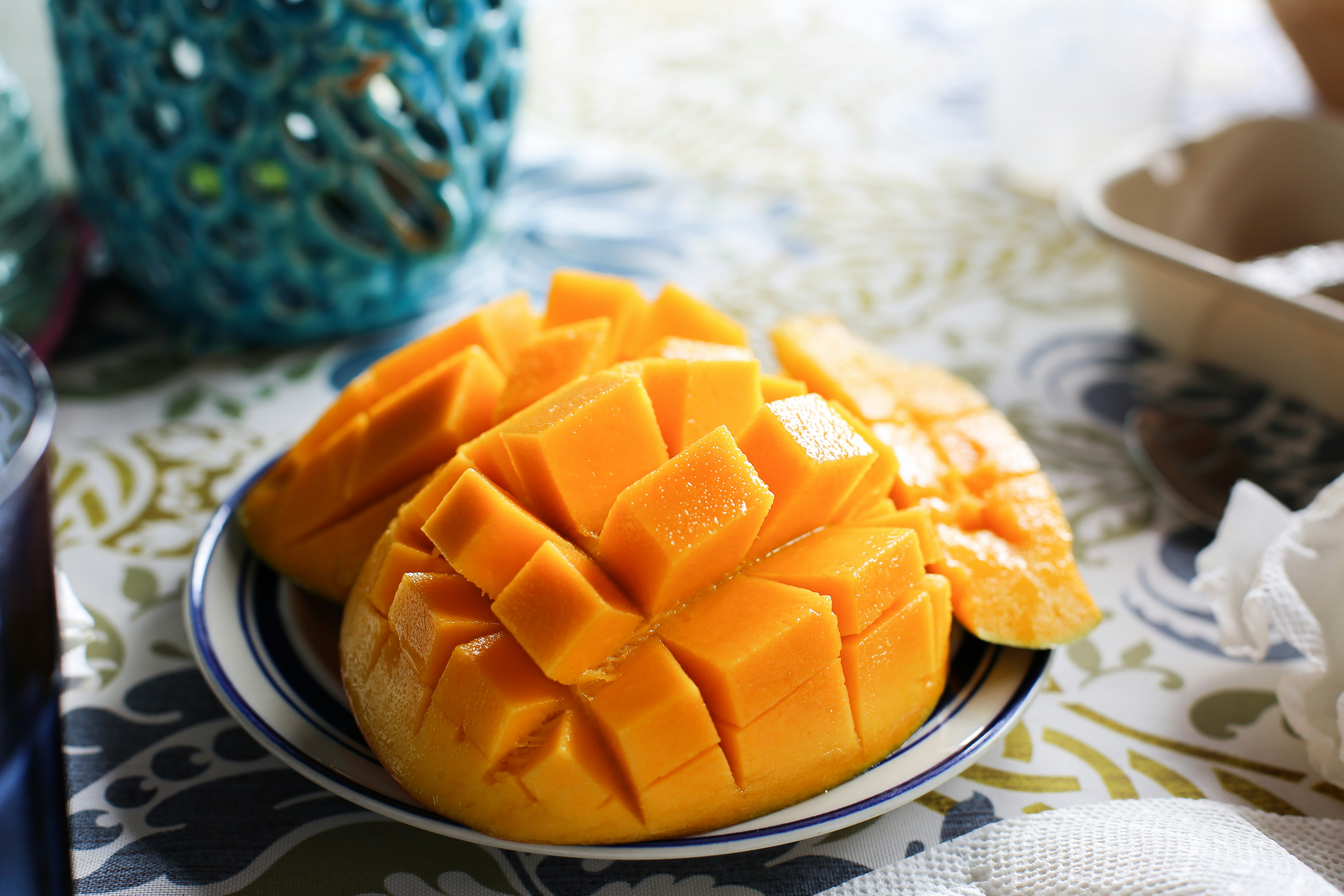plated mango