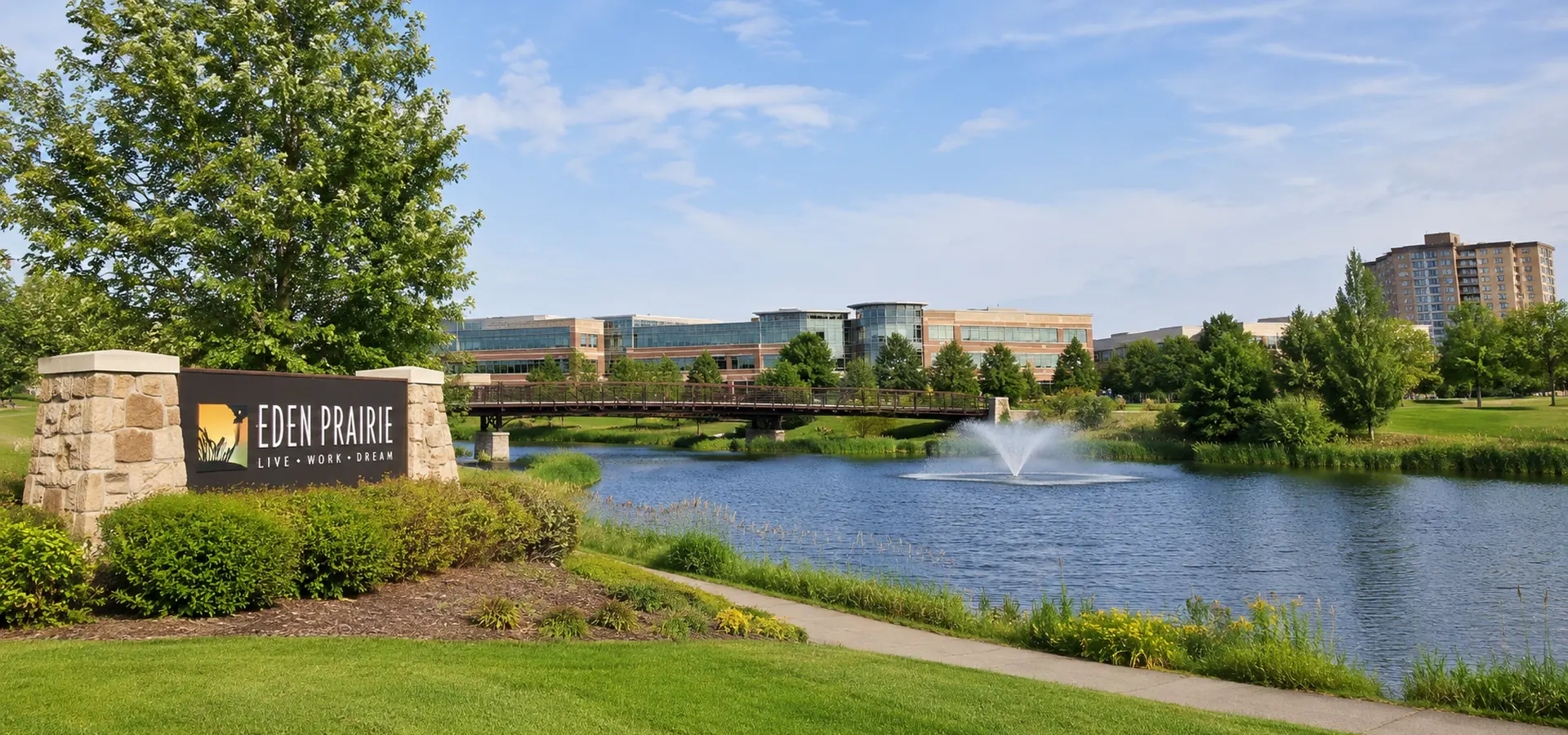 Affinity Moving Minneapolis skyline moving services background