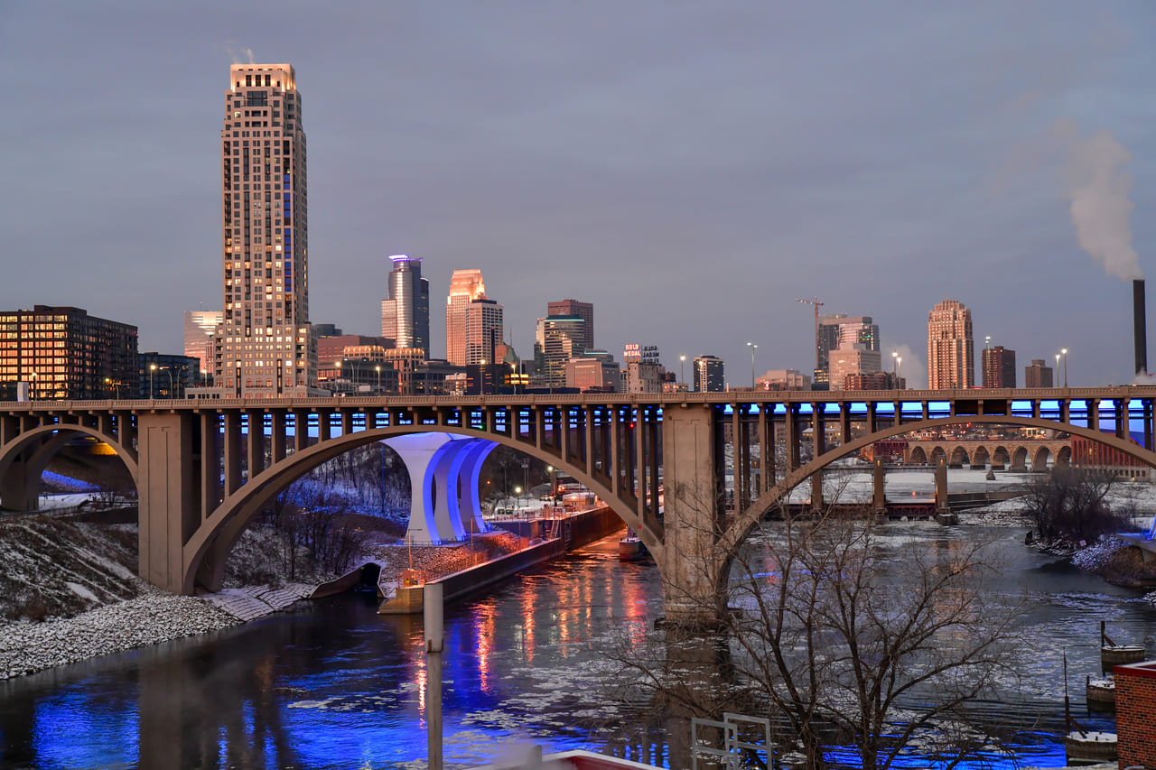 Main image for Affinity Moving blog: Moving to Minnesota: Your Complete Relocation & Lifestyle Guide.