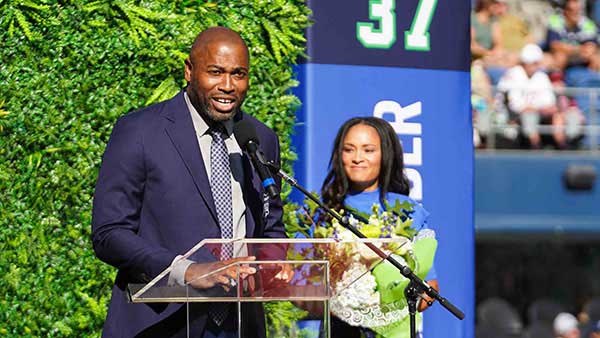 Shaun Alexander doing his ring of honor speech
