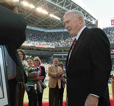 Chuck Knox shown a photo during his ceremony
