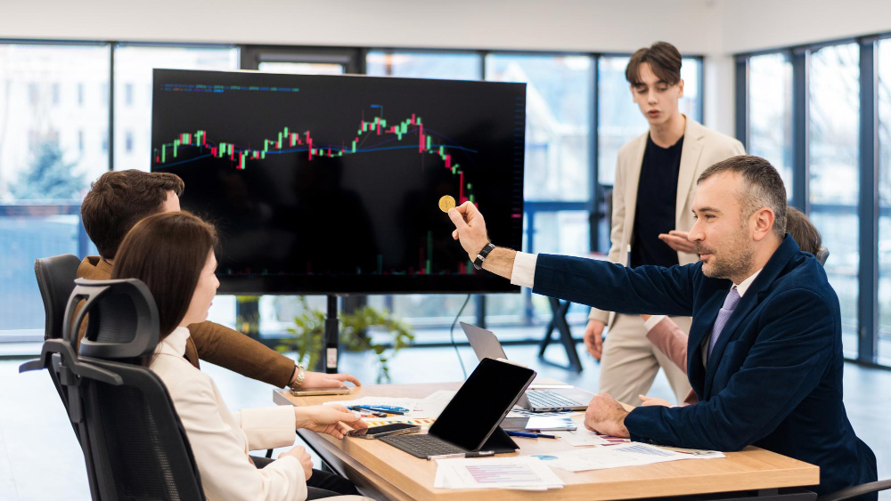 employees in a meeting - Fair Value Gap Trading