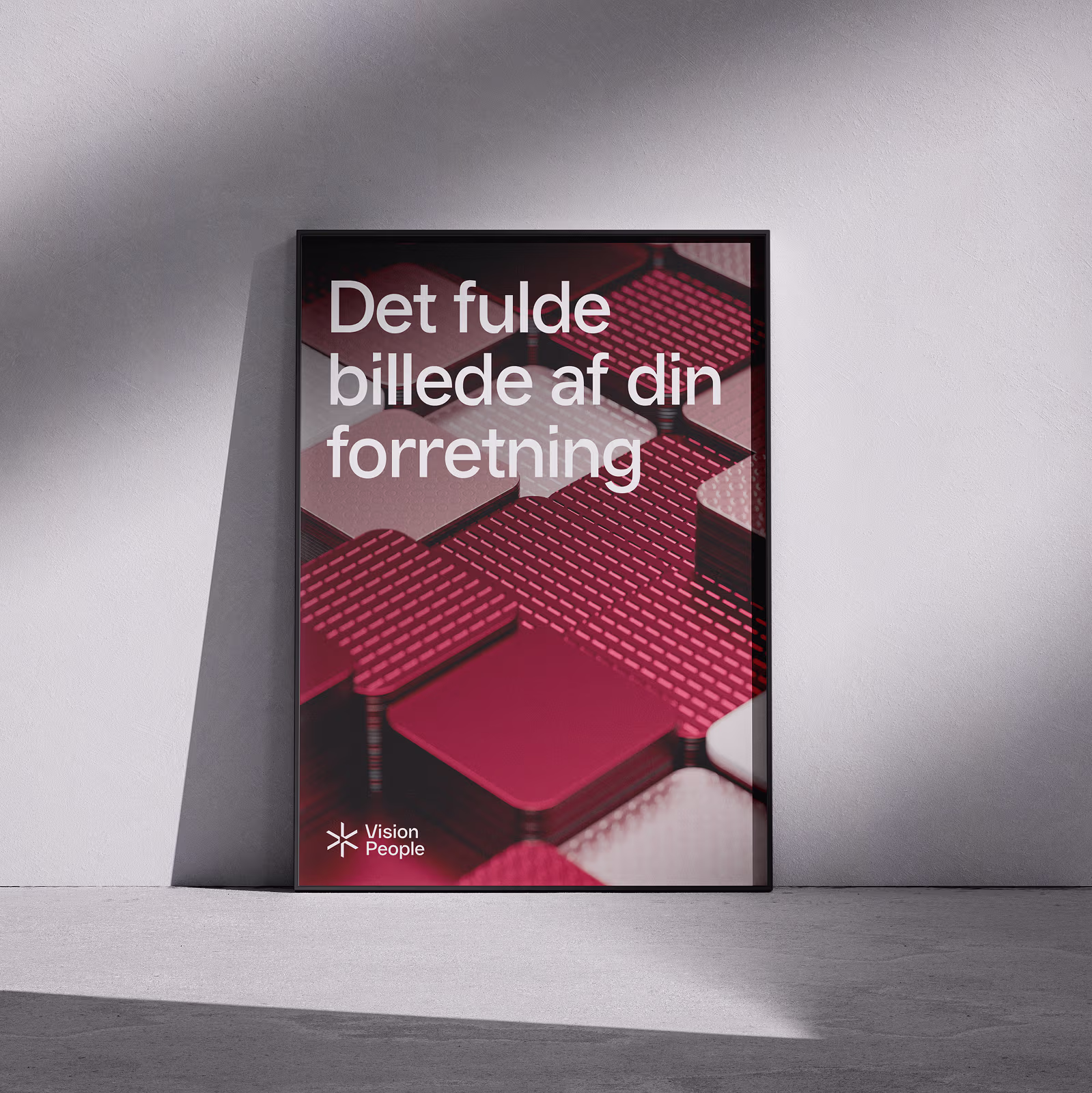 Poster with abstract geometric shapes in red and beige tones and Danish text reading 'Det fulde billede af din forretning' with Vision People logo.