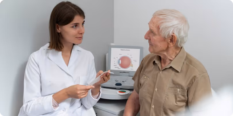 A Audiologist examine a older person at clinic