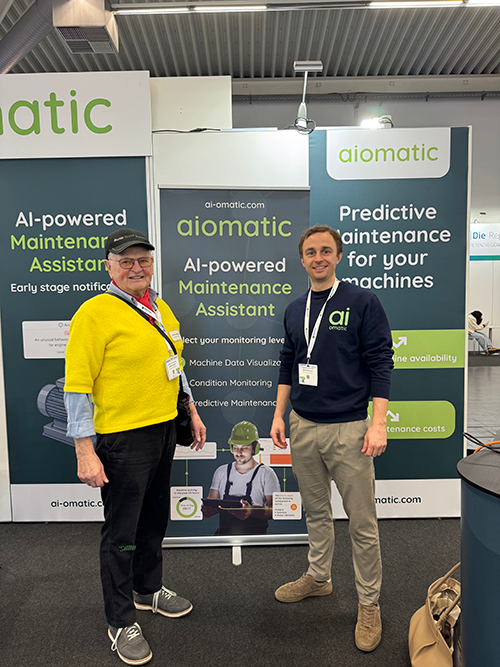 Sales Mitarbeiter aiomatic auf der maintenance Messe in Dortmund