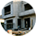 Façade d’un bâtiment en construction avec béton banché et ouverture de fenêtre