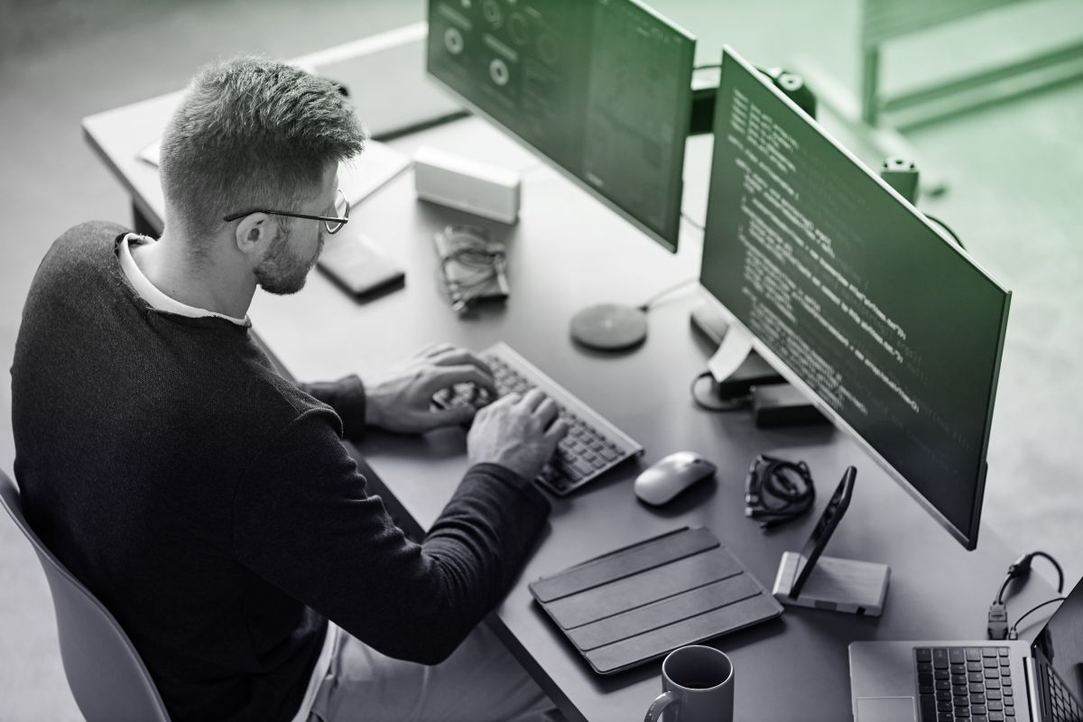 GUIDE TO SECURING YOUR SOFTWARE SUPPLY CHAIN