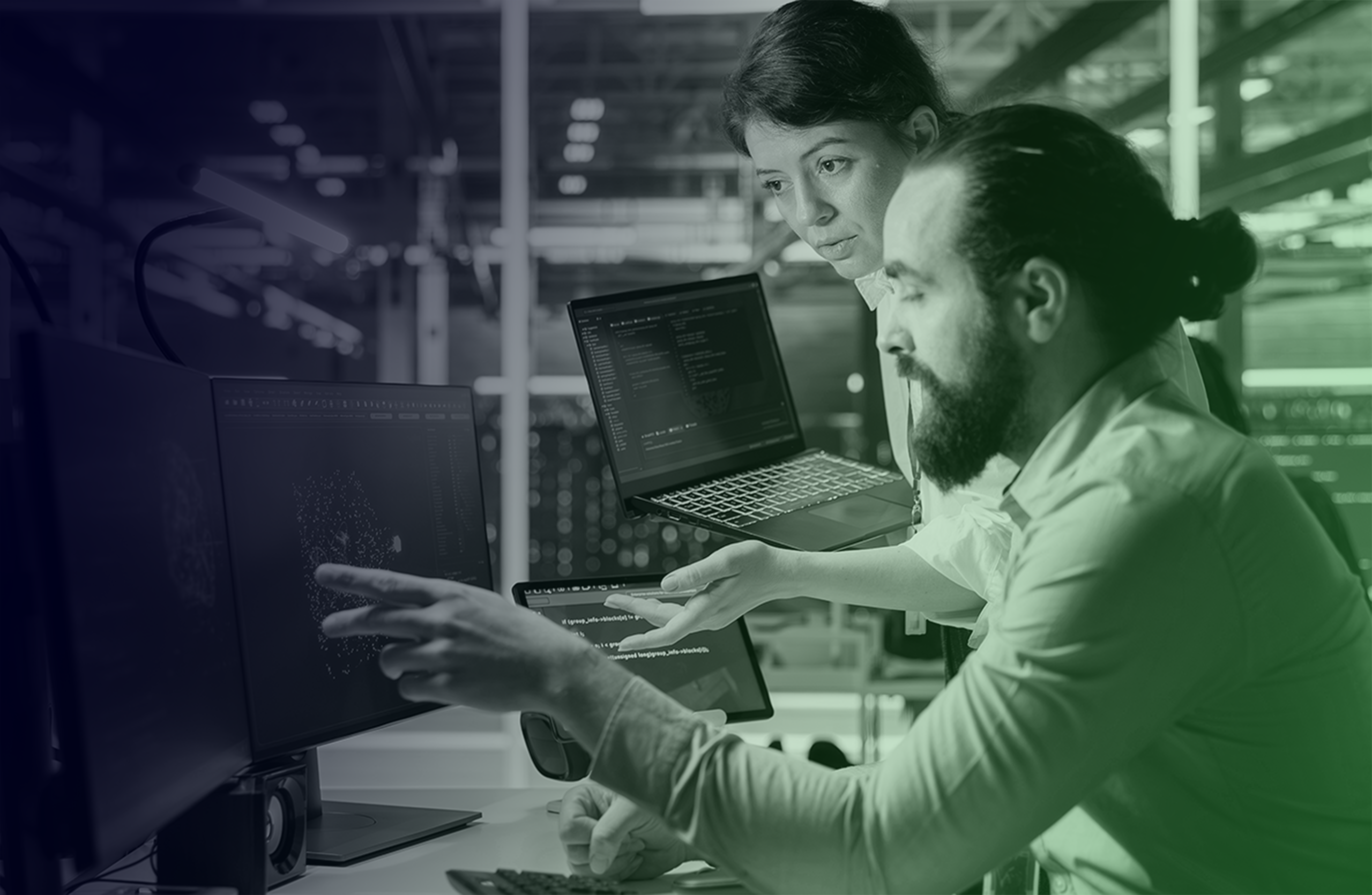 Im Kontext starten: Öffnen Sie eine Firmware-Analyse, eine Schwachstelle, eine SBOM, eine Komponente oder eine andere unterstützte Ansicht innerhalb der ONEKEY Plattform.