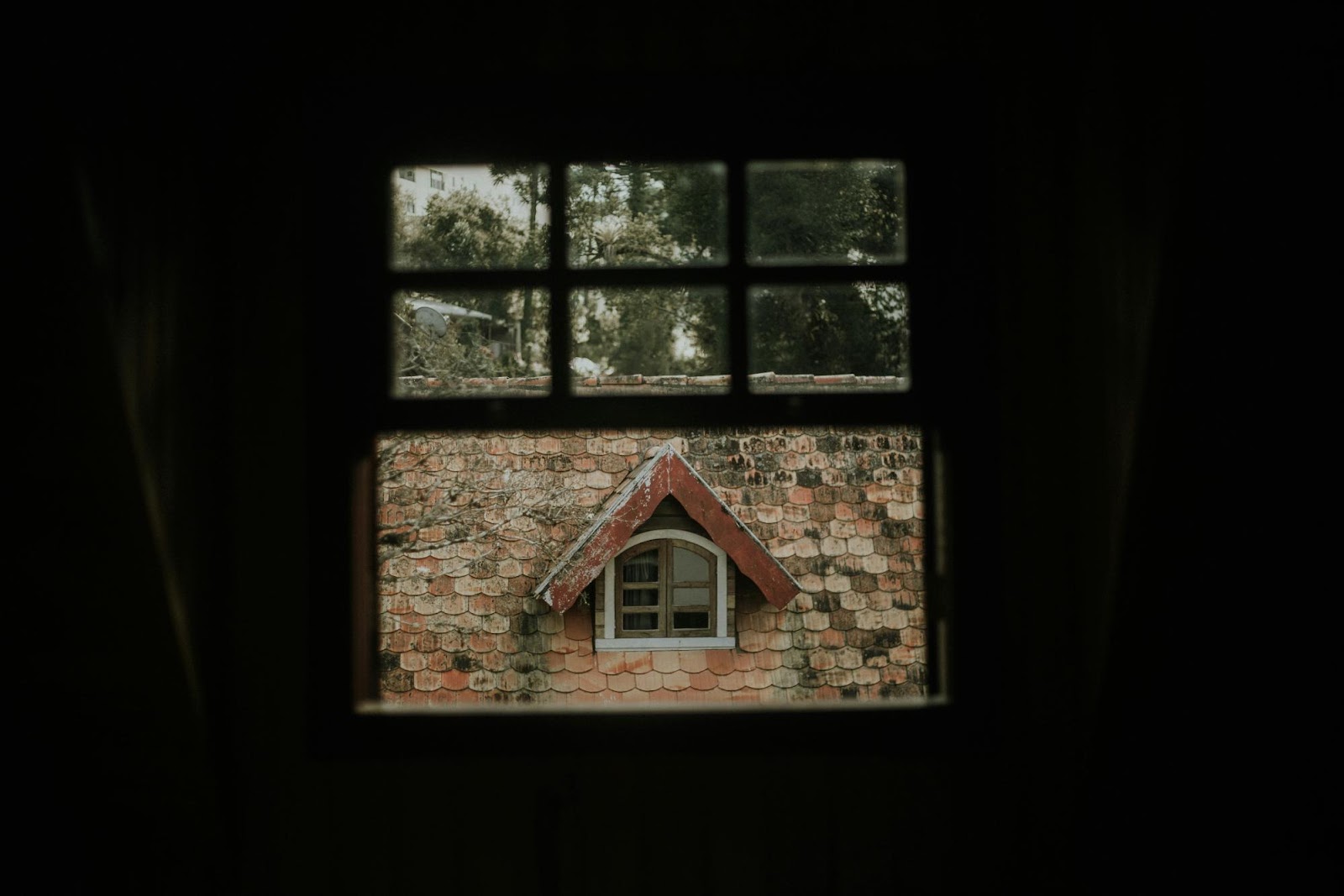 Abriss von Innenwänden in einem alten Haus