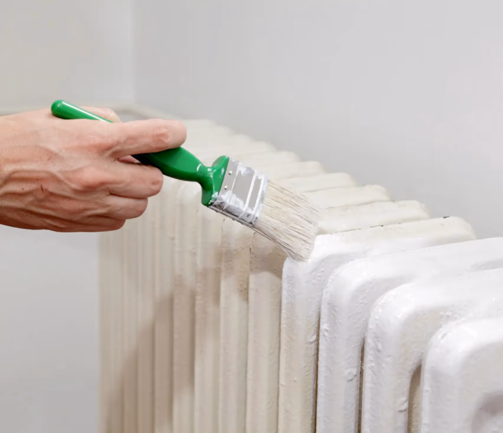 Heizkörper lackieren München: Hitzebeständige Systeme & Kosten