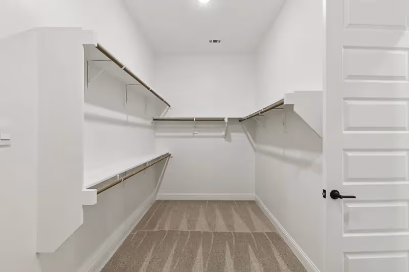 owners walk in closet