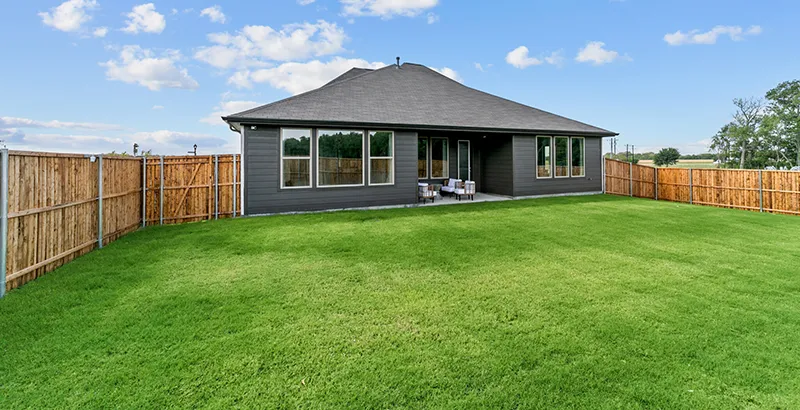 Large backyard in Tinsley Meadows in Van Alstyne