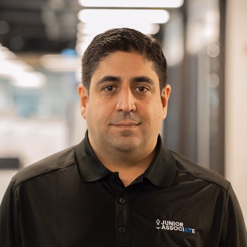 Navid Dehghani - Junior Associate _ 1.jpg