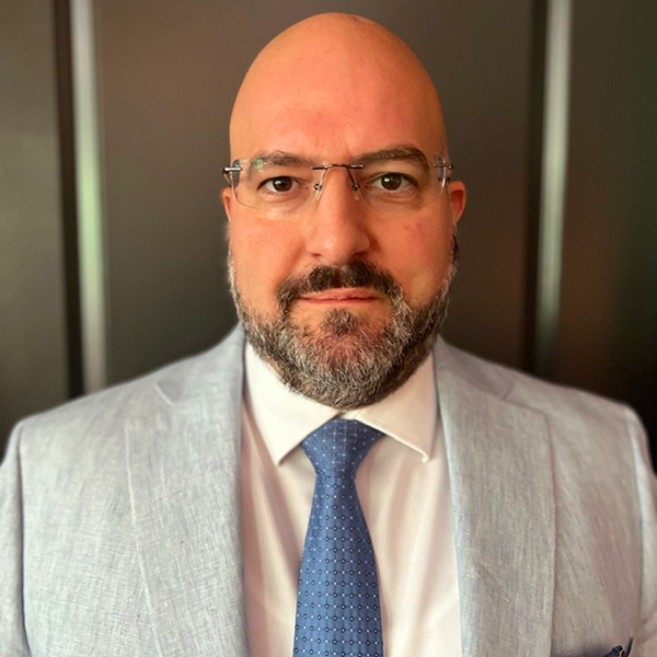 Dr. Victor Giamos