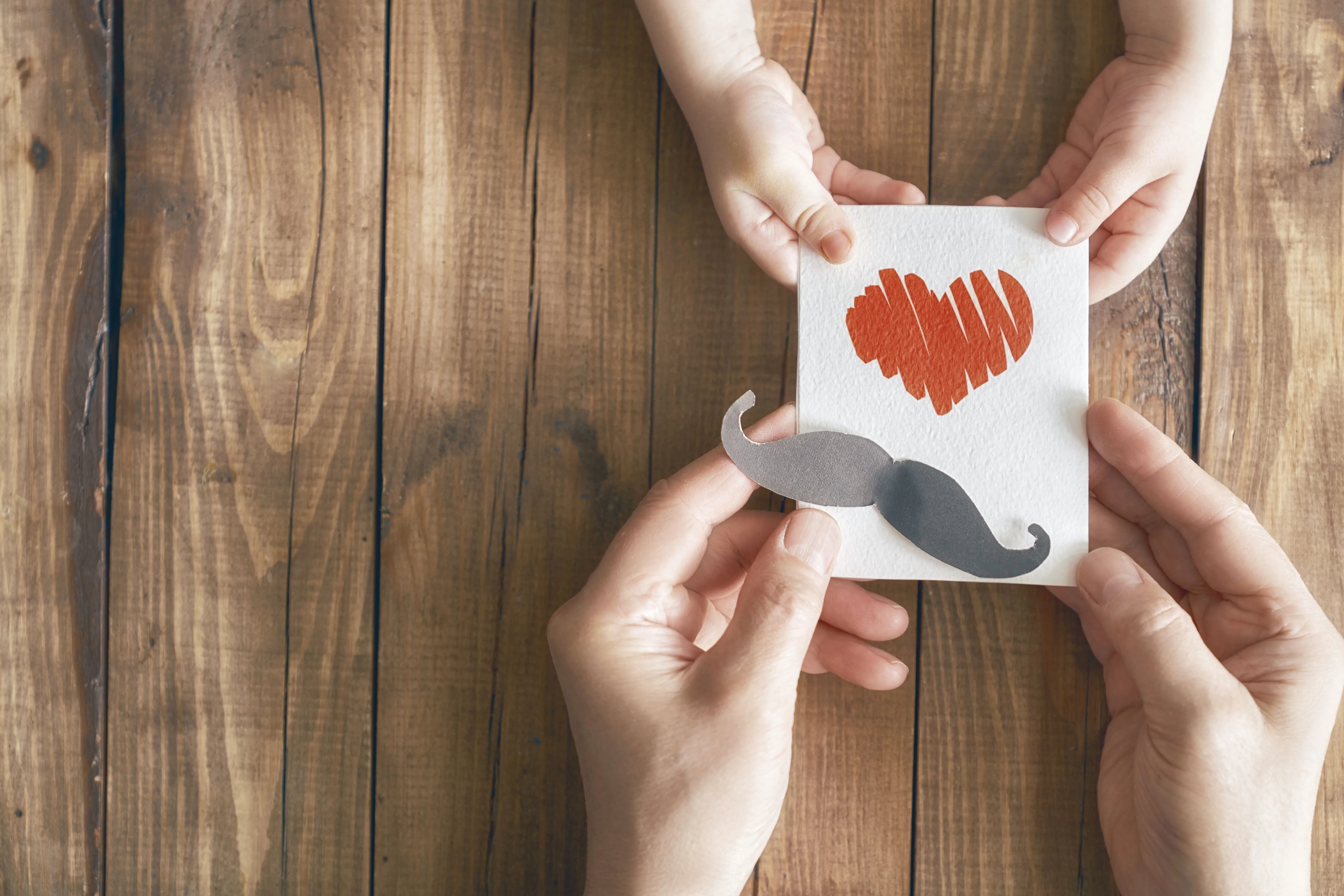 10 Tipps für eine erfolgreiche Kampagne zum Muttertag und Vatertag