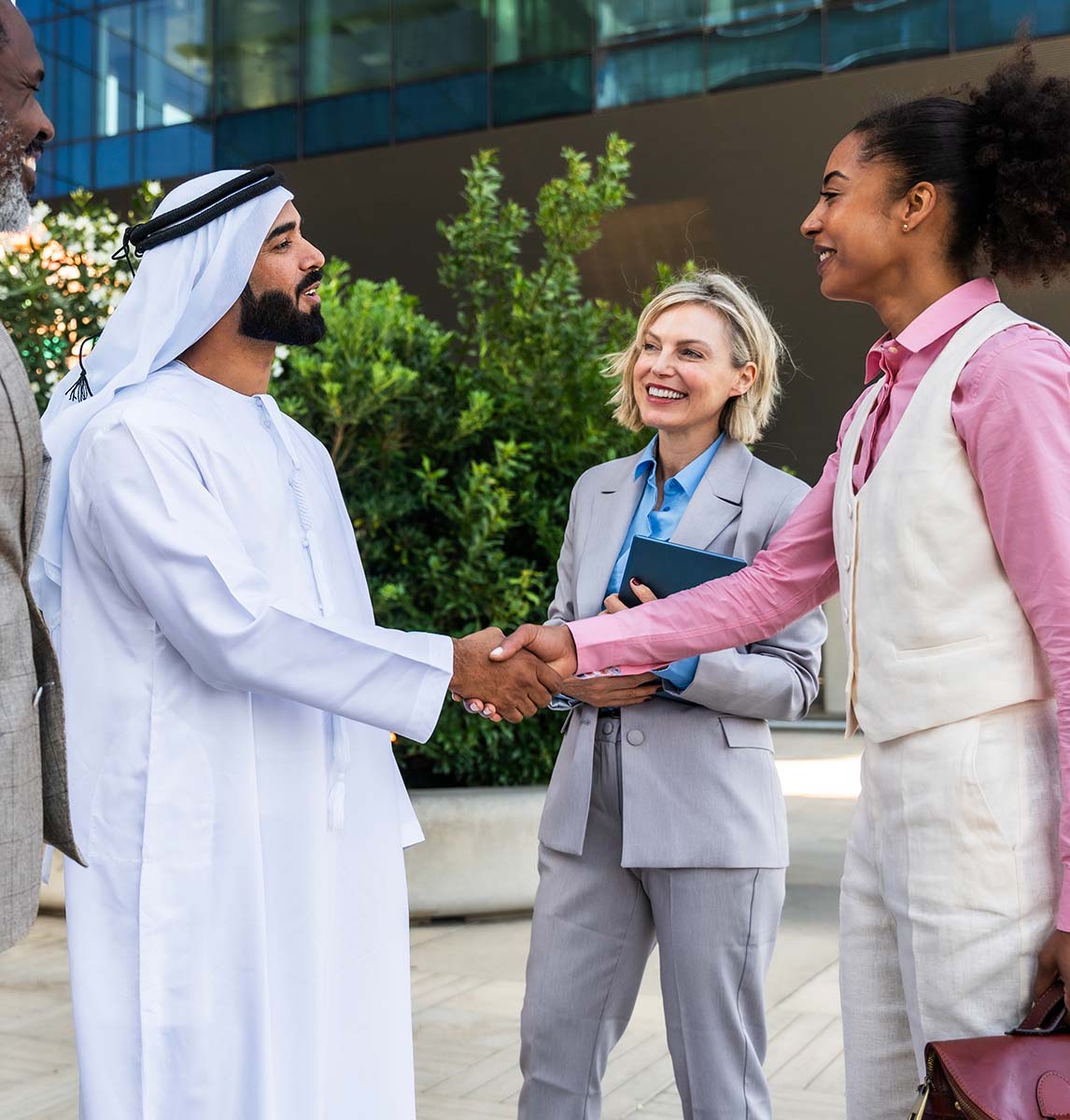 Expat Communities and Networking in Dubai