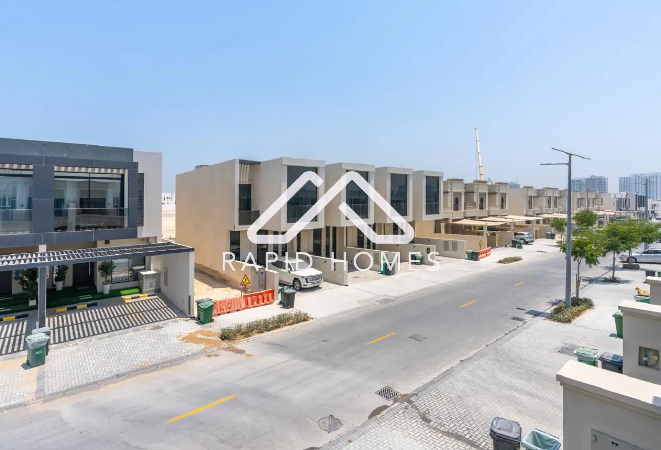 Vacant | Spacious | Unfurnished | Luxurious Villa