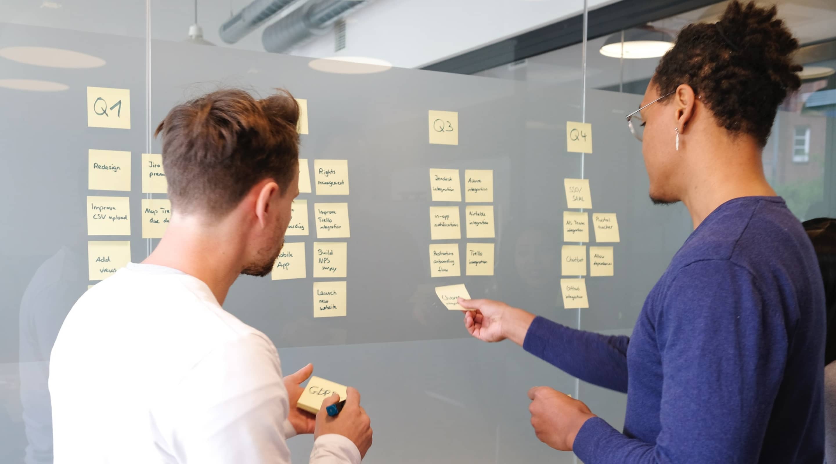 Image of the team working in the office 