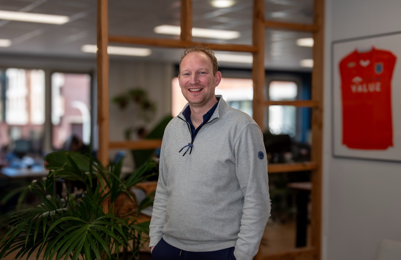 Hidde blikt terug op zijn eerste 100 dagen bij TeamValue. Over nieuwe collega's, AI, certificeringen, zijn eerste project en de bedrijfscultuur.