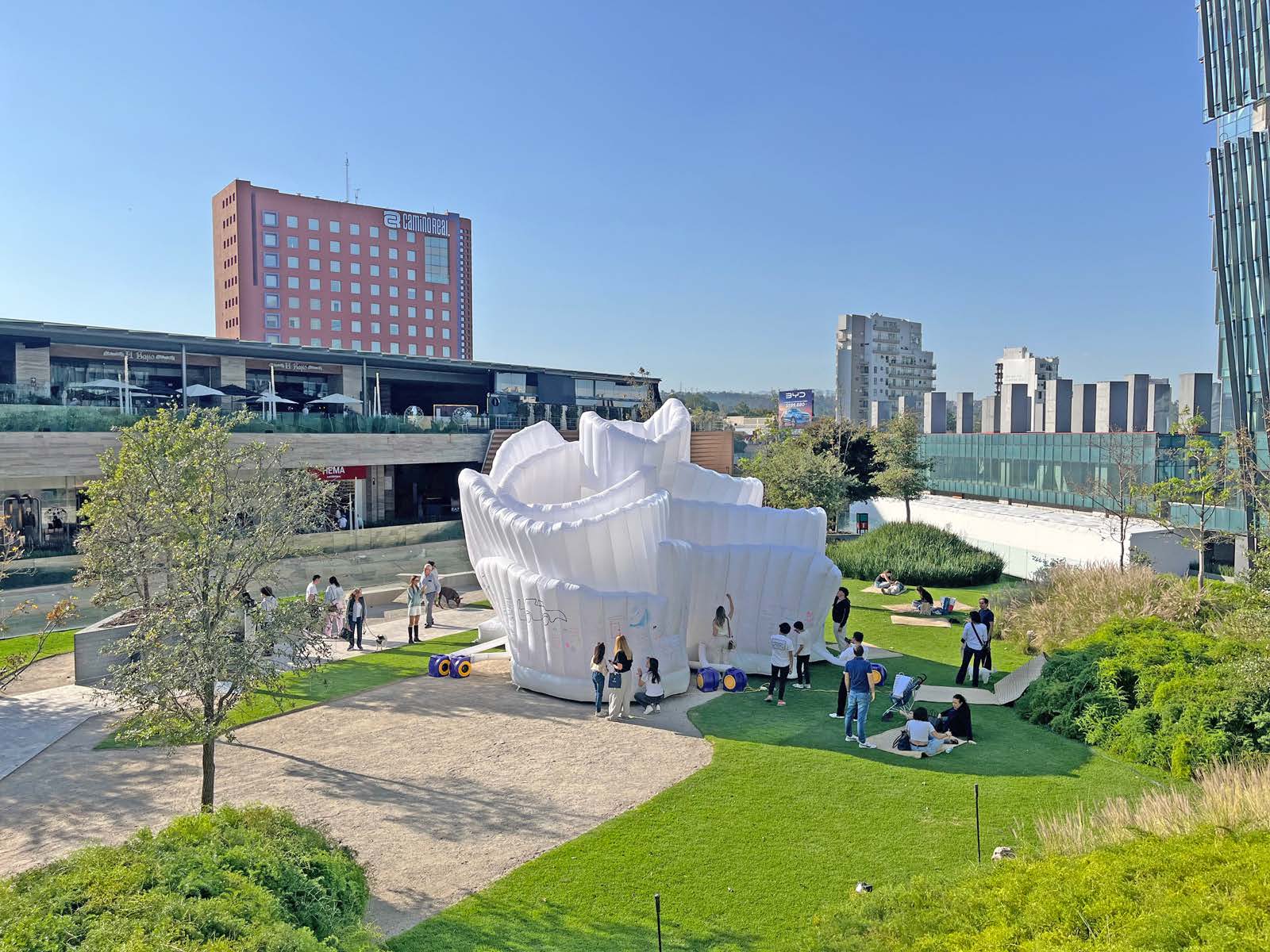 GuggenSITO V.3 — Eder Castillo