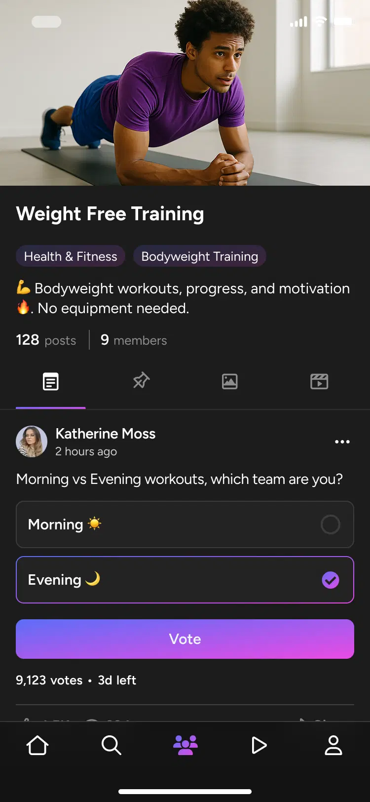 App with topic based groups