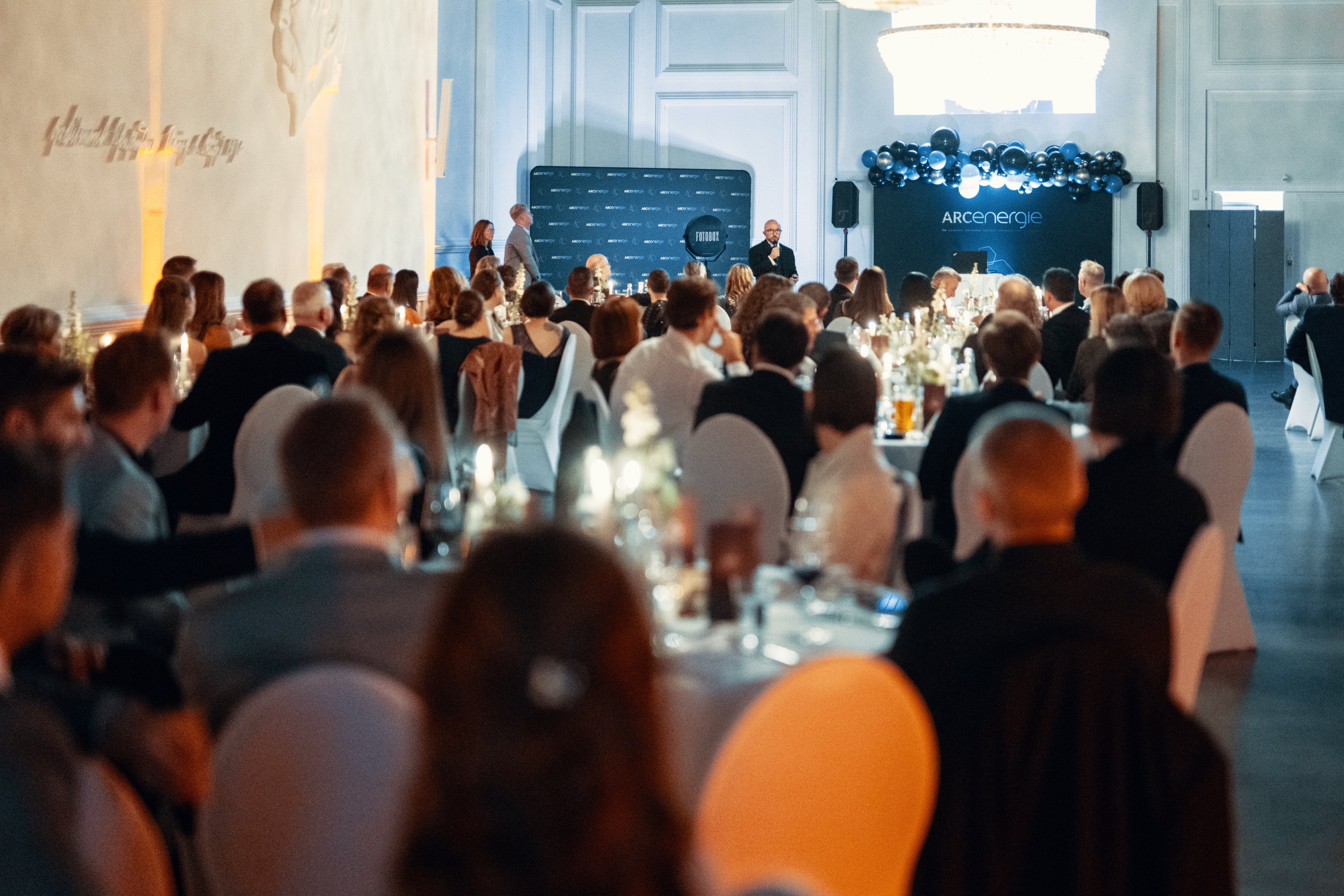 Hero Background Image - Conference Room Full of People