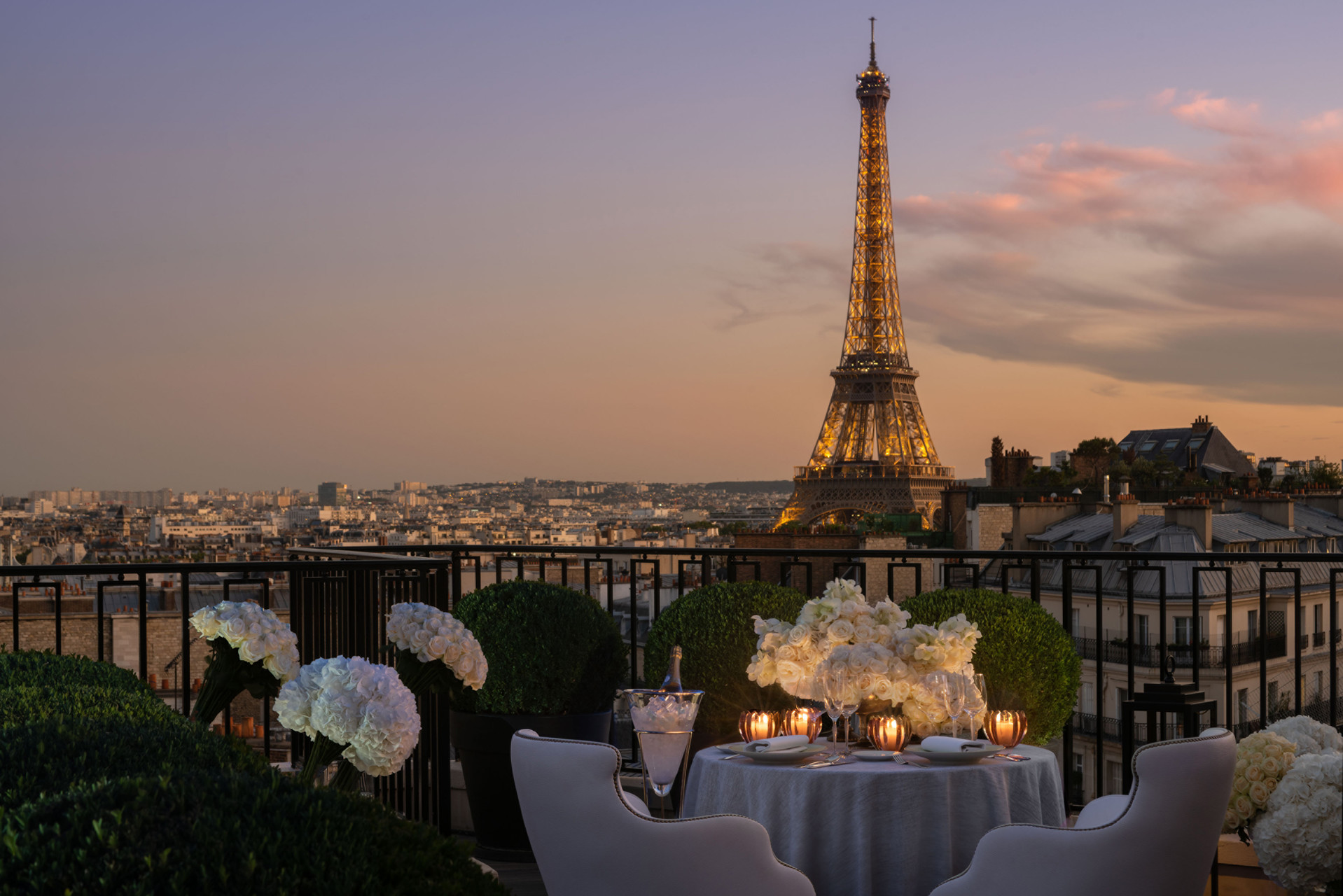 Paris in Winter: A World Reserved for Those Who Belong