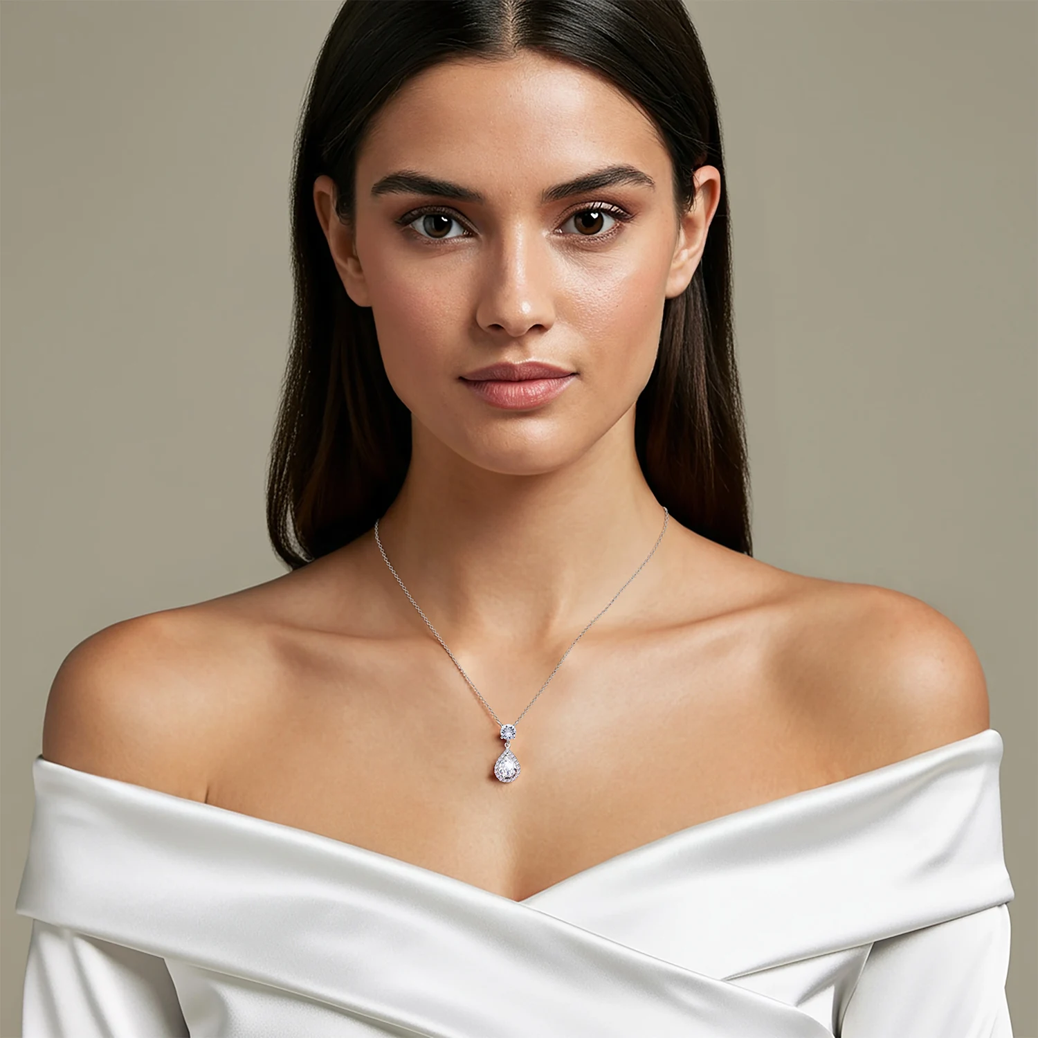 lifestyle photography of necklace