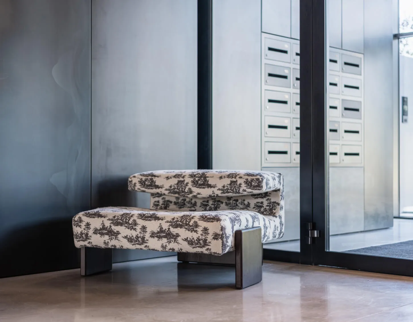 Miba Interior - Reference - Vanguard Recepce 