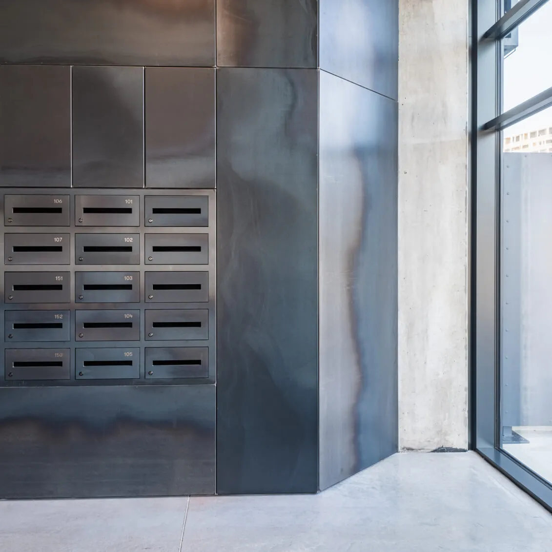 Miba Interior - Reference - Vanguard Recepce 