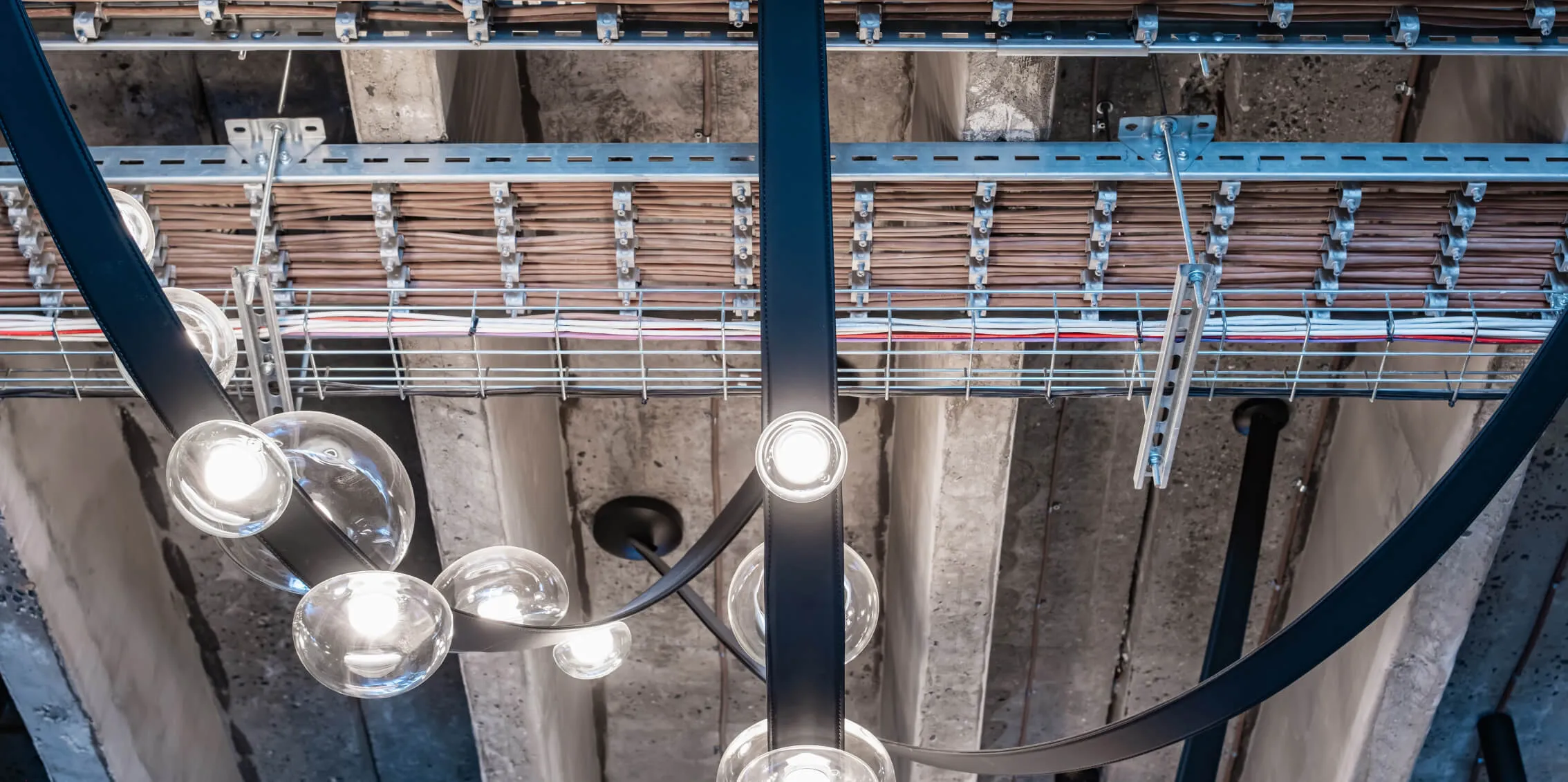 Miba Interior - Reference - Vanguard Recepce 