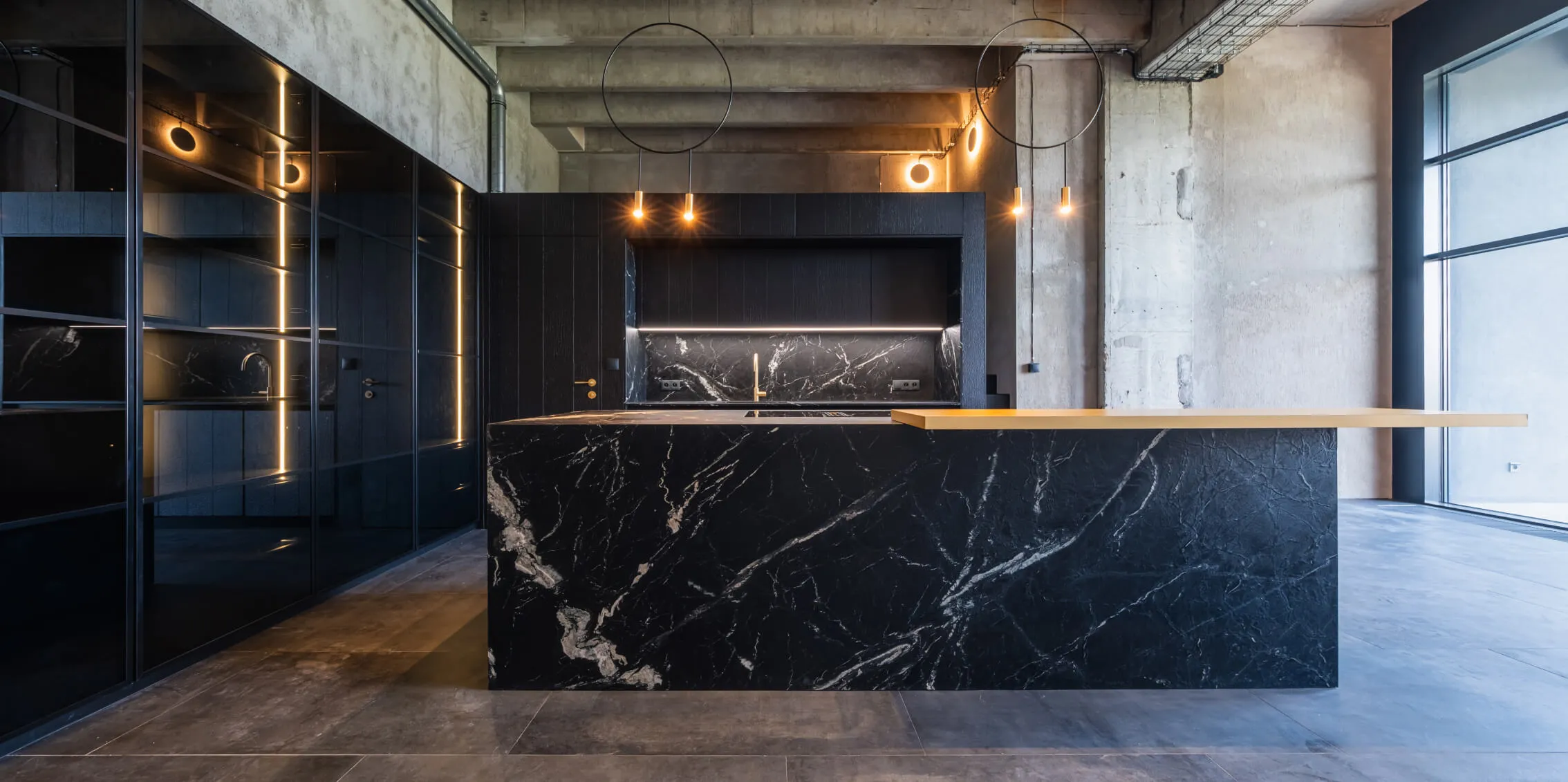 Miba Interior - Referenzen - Vanguard 954 