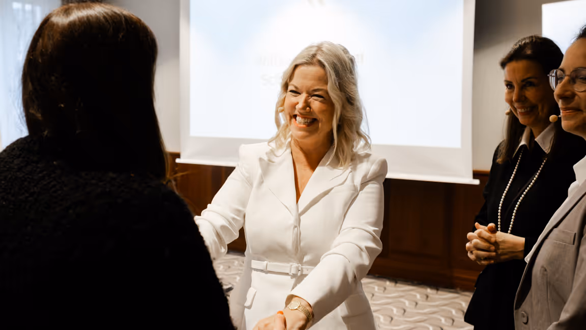 Scheidungstag 2025: Emotionaler Workshop als Bindungs-Booster für Coaching-Kundinnen