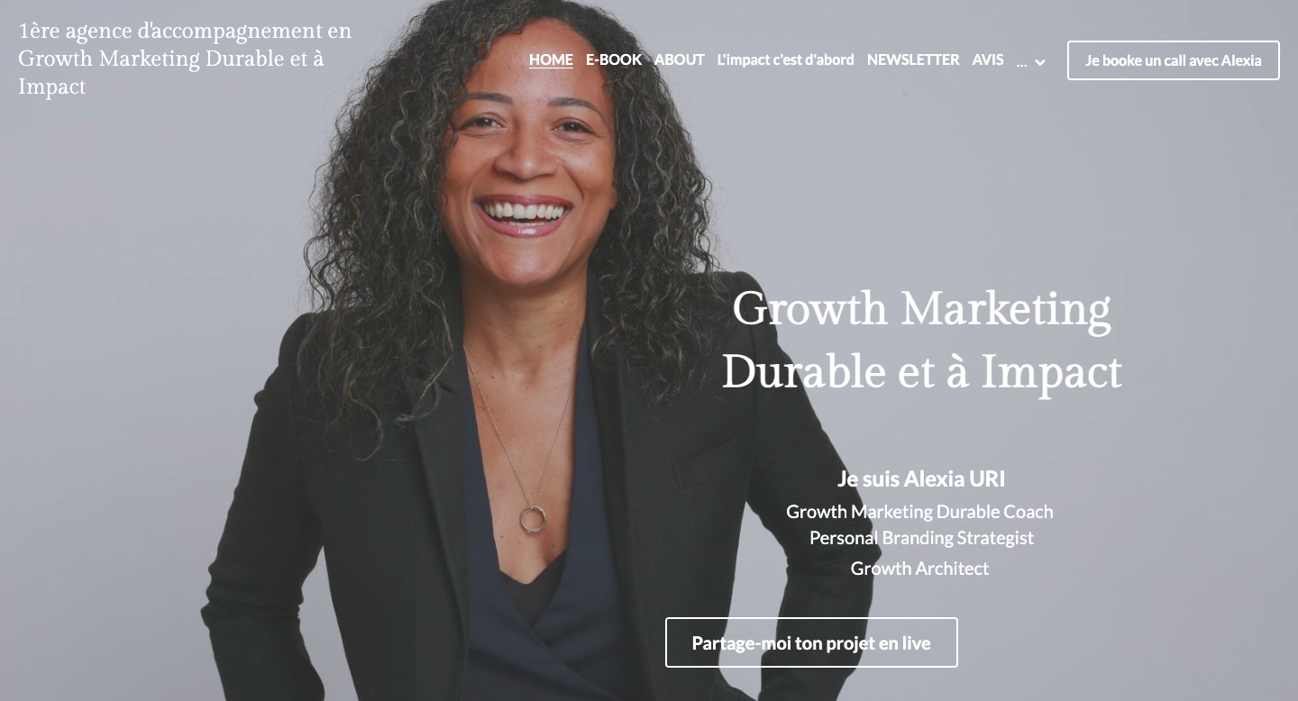 Growth & Hacks homepage screenshot — Alexia Uri, expert in Sustainable Growth Marketing