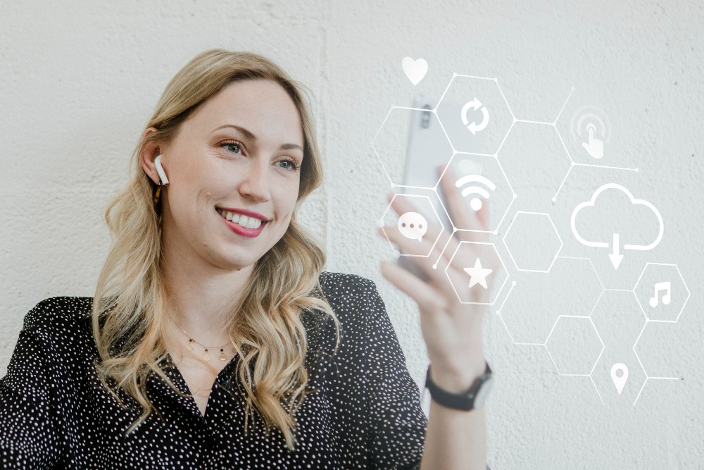 Salesforce Help Agent : une nouvelle approche de l’IA pour le support client