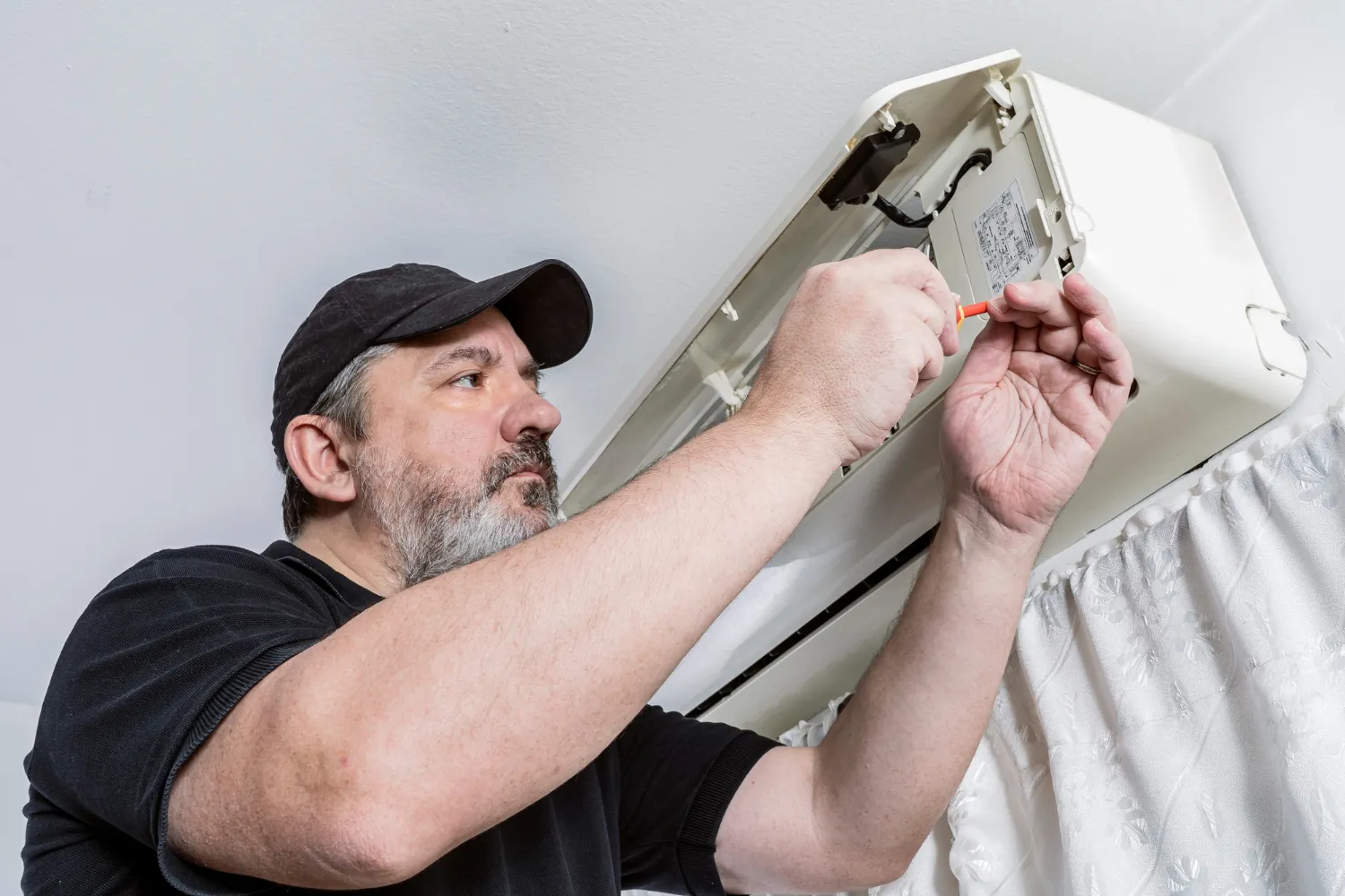 Solutions for Low Refrigerant Levels in Your AC in Bentwater