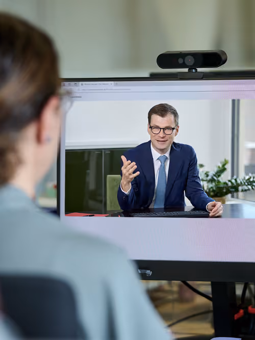 Online Beurkundung am Computer