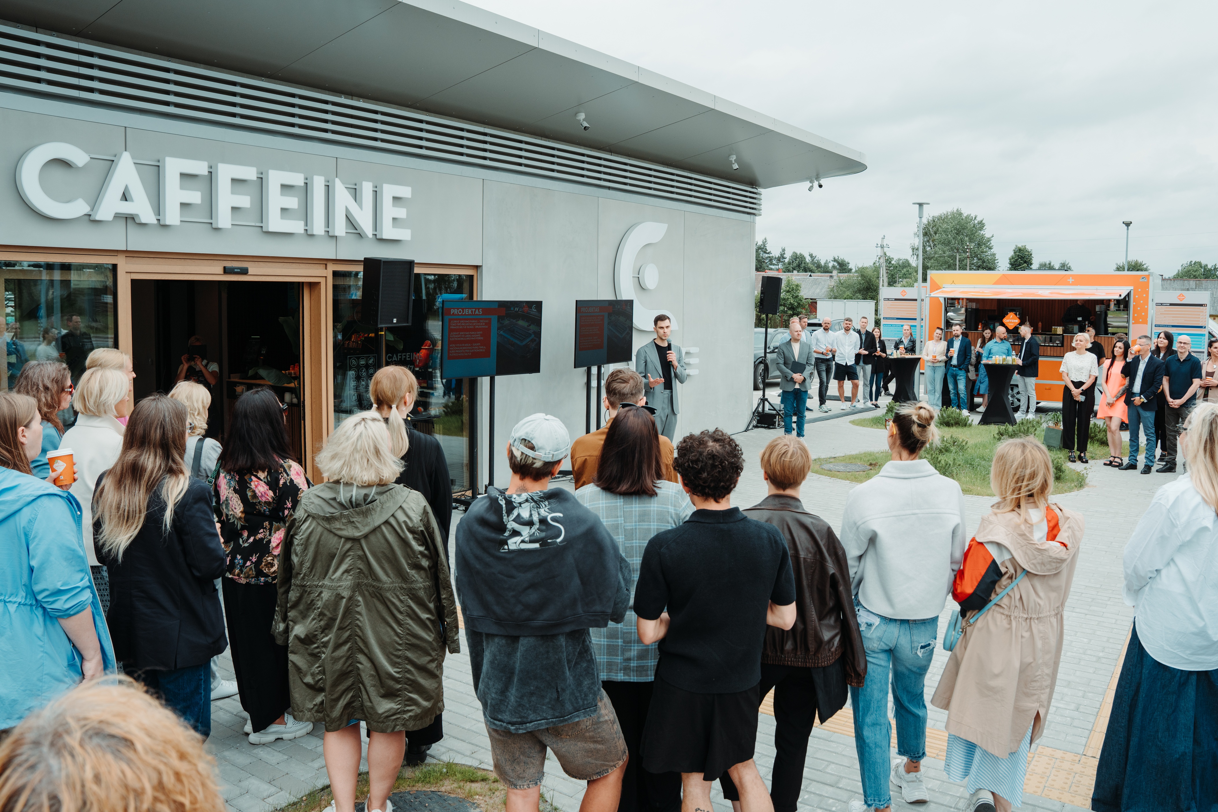 New electric vehicle charging hub opens in Varėna