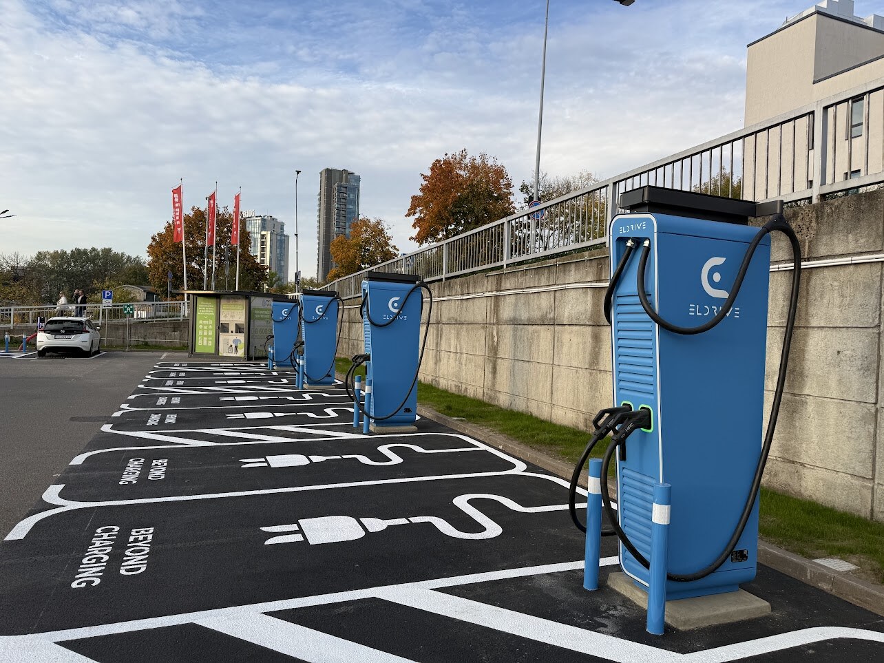 Eldrive 200 kW fast chargers in the Rimi Mylia car park