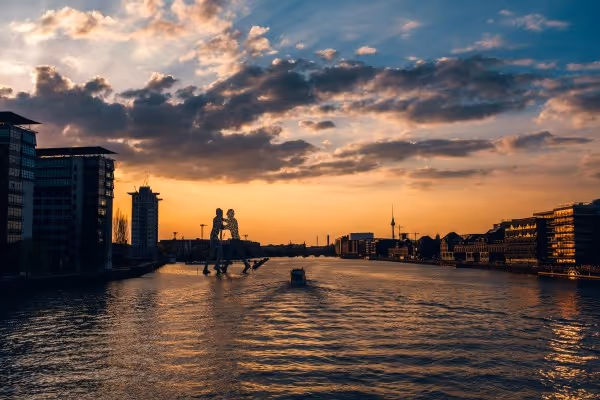 Sonnenuntergang über der Spree