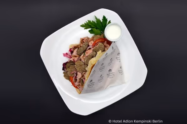 Adlon-Döner auf Teller