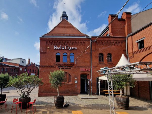 Pool & Cigars – stilvoll Billard spielen im Herzen von Prenzlauer Berg 🎱
