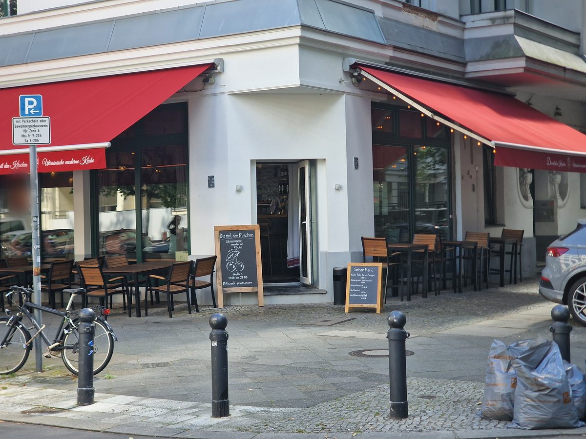 Restaurant die mit den Kirschen Außenbereich