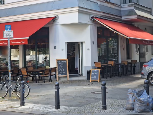 Restaurant die mit den Kirschen Außenbereich